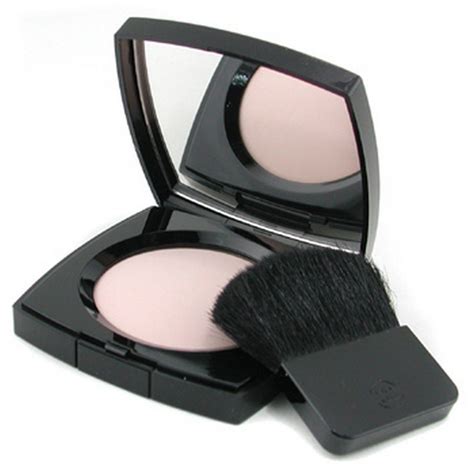 Chanel Poudre Douce Soft Pressed Powder • Powder Product 